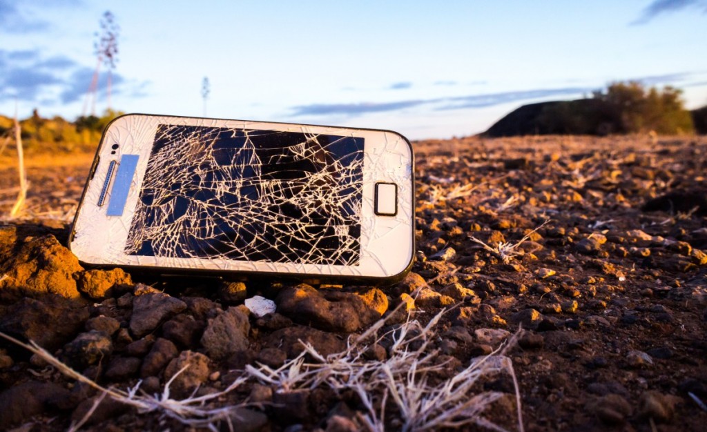 Boisz się o swojego drogiego smartfona – ubezpiecz go od zniszczenia, zalania i kradzieży!