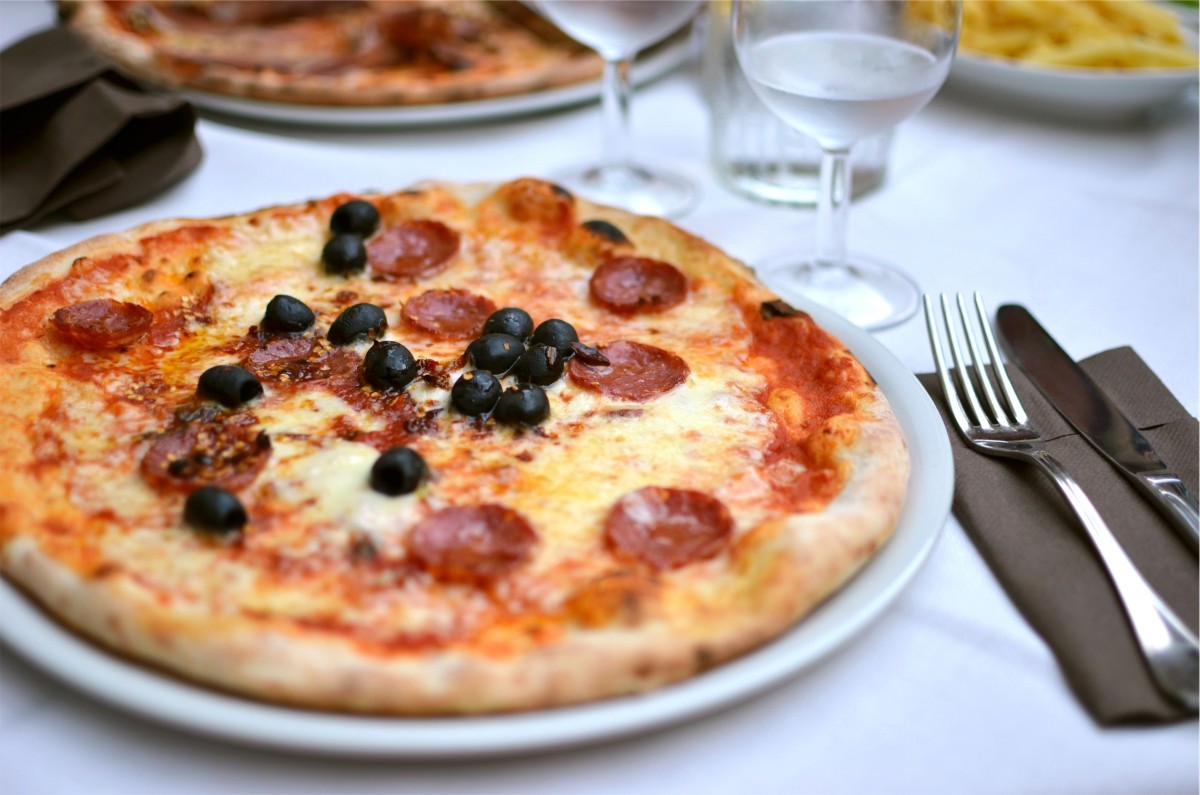 Włosi chcą wprowadzenia licencji na pizzę!