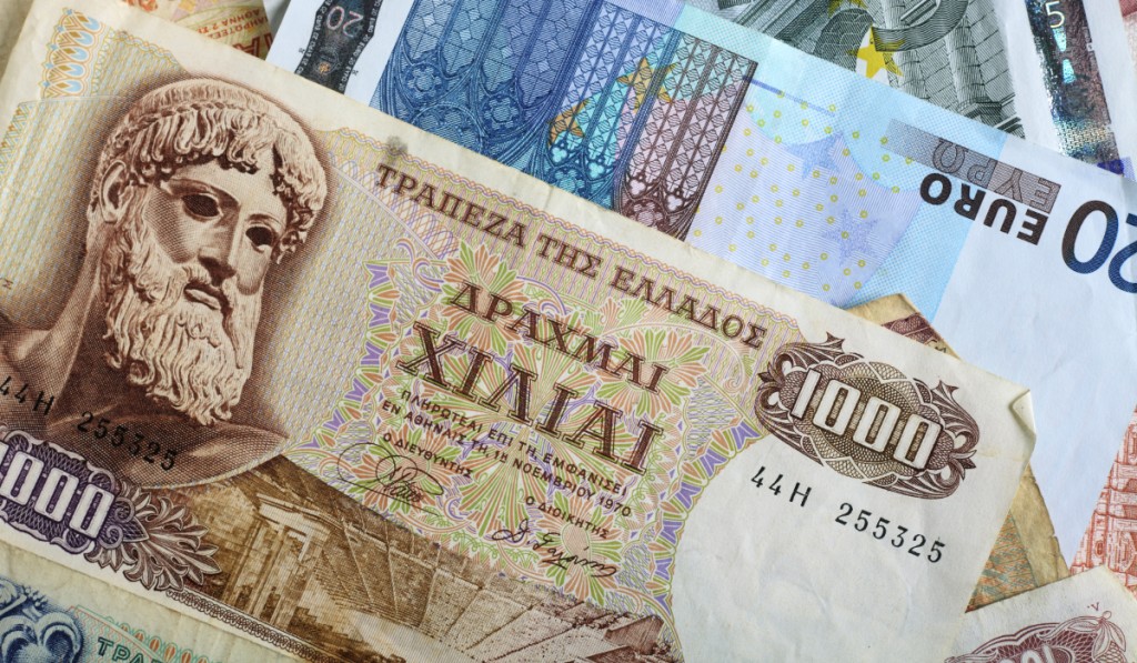 Grecja odrzuci euro i wróci do drachmy? Ponoć już drukuje banknoty