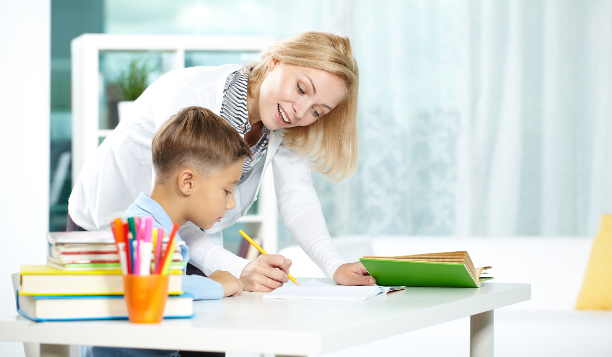 Nauczyciel udzielający korepetycji – jak rozliczać dochody?