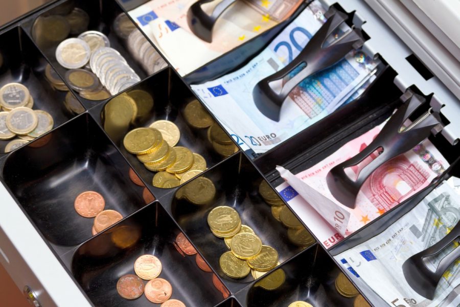 Będę winna grosika – czy sklep zawsze musi mieć drobne?