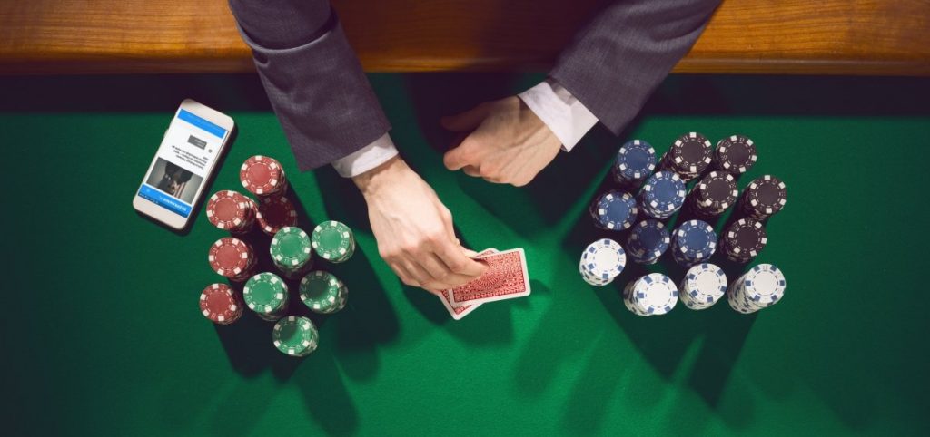Rafał Gładysz dla Bezprawnika, w imieniu polskiego środowiska pokerowego, o wielkim blefie rządu w sprawie ustawy hazardowej