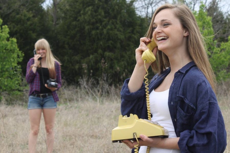 Uniwersytet w Poznaniu szuka studentów do darmowych tłumaczeń na rzecz lokalnej policji. Całodobowe pogotowie telefoniczne w zamian za prestiż i uścisk dłoni