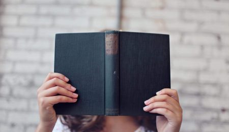 Nowy zawód: Sensitivity reader – czyta twoją książkę i robi listę mniejszości, które mogłeś urazić