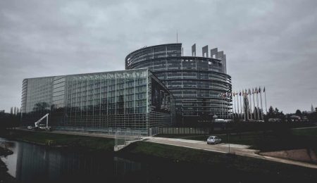 Komisja Europejska wszczyna postępowanie przeciwko Polsce przez zamieszanie z Sądem Najwyższym