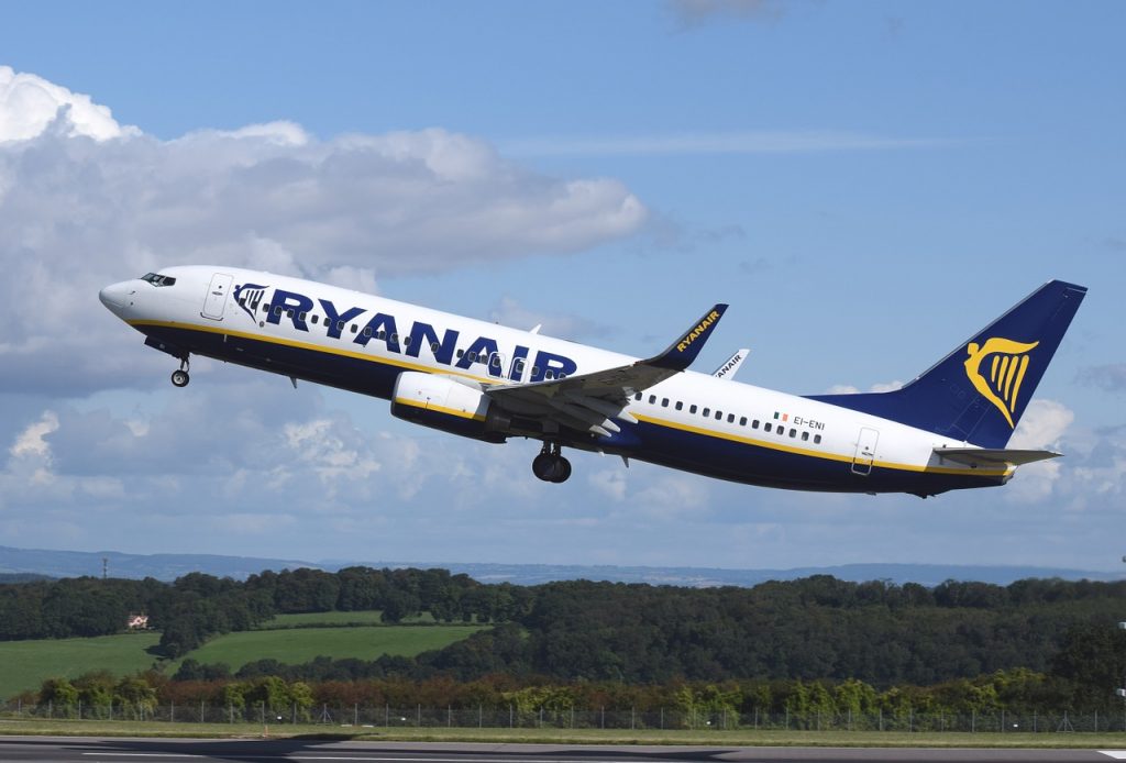 Ryanair wprowadza płatny bagaż podręczny. Kolejna opłata, która sprawia, że tani przewoźnik jest tani tylko z nazwy