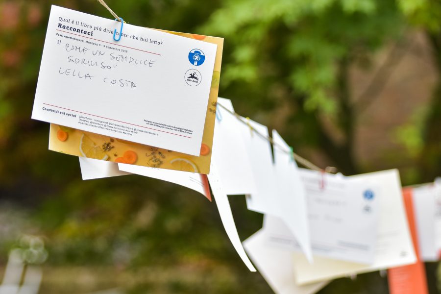 Livio staje się… placówką pocztową. Czyżby chodziło o handel w niedzielę?