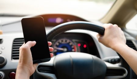 Kary za jazdę bez prawa jazdy wzrosną nawet dziesięciokrotnie dla osób, którym zabrano dokument uprawniający do kierowania pojazdami