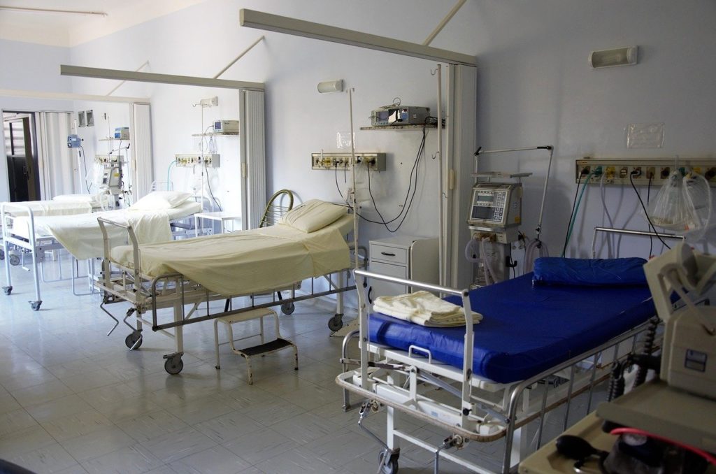 Szpital Narodowy przyjmuje obecnie wyłącznie lekko chorych