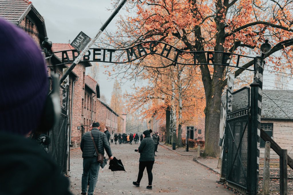 Holender chce odszkodowania za Auschwitz od… niemieckich kolei