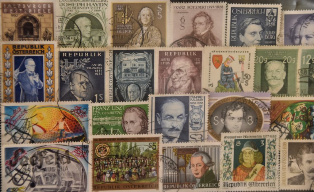 Czy można zwrócić znaczki pocztowe? Poczta Polska sobie, a prawo pocztowe sobie
