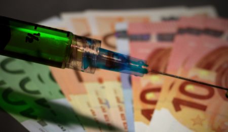Jak sprawdzić wygraną w loterii szczepionkowej? Okazuje się, że wystarczy… poczekać