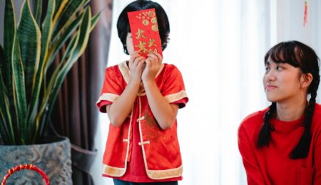 Chiny ograniczają dzieciom TikToka, gry komputerowe online i streamowanie w internecie
