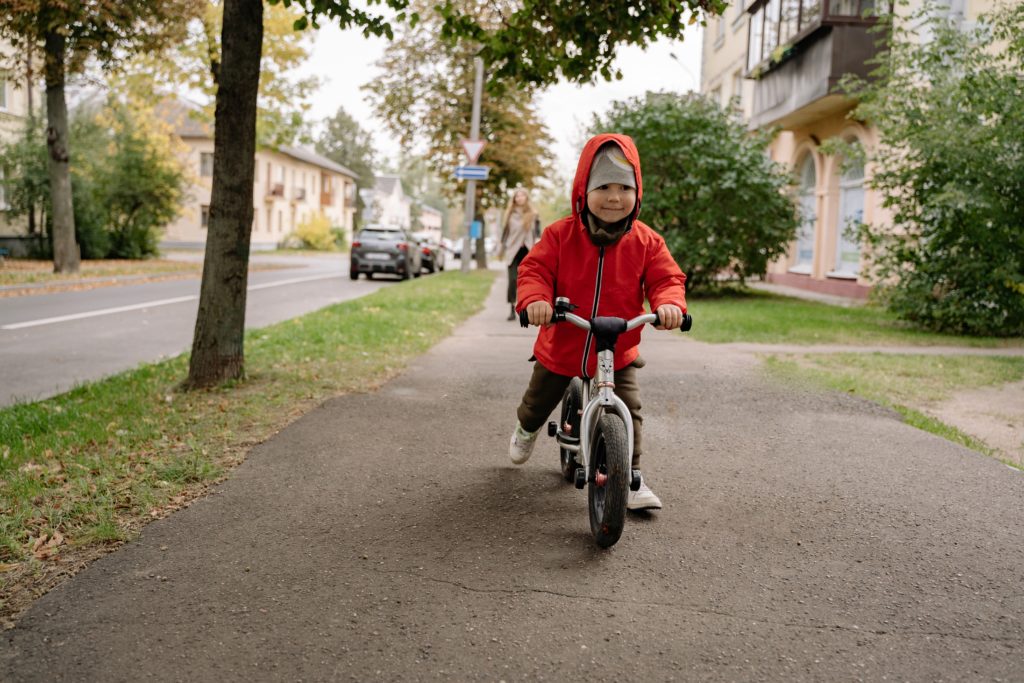 Jazda na rowerze z dzieckiem. Przepisy, które warto znać