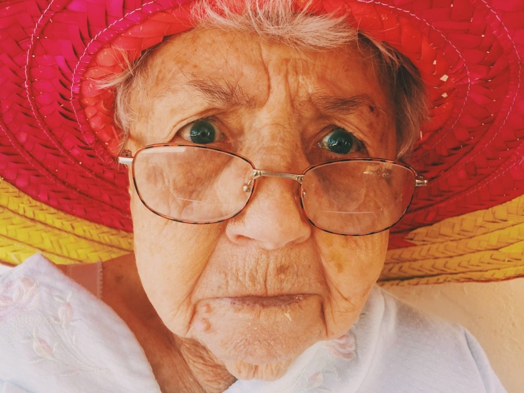 Babcia, lat 94, dała wnukowi 20 tys. zł. Miłą atmosferę popsuł fiskus – potraktujcie to jako ostrzeżenie