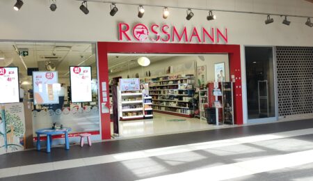 Znana sieć zrobi wszystko by rzucić rękawicę Rossmannowi