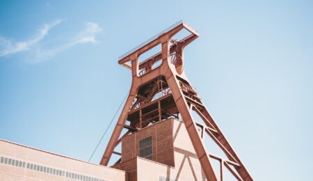 PGG chce przywrócić klasy górnicze w technikach. I to mimo tego, że Polska wciąż planuje zamknąć kopalnie do 2049 roku