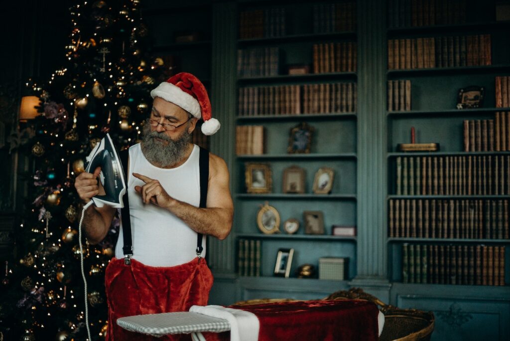 Reklama sugerowała polskim dzieciom, że Świętego Mikołaja nie ma, bo prezenty przynosi Allegro. Jest skarga