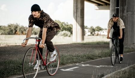 Inwestycje rowerowe w miastach i gminach to często nieprzemyślane buble, zagrażające życiu i zdrowiu
