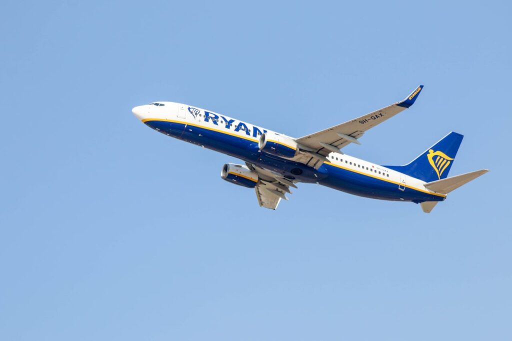 Polacy z własnej kieszeni wyłożą miliony złotych, żeby Ryanair łaskawie zechciał latać z Bydgoszczy