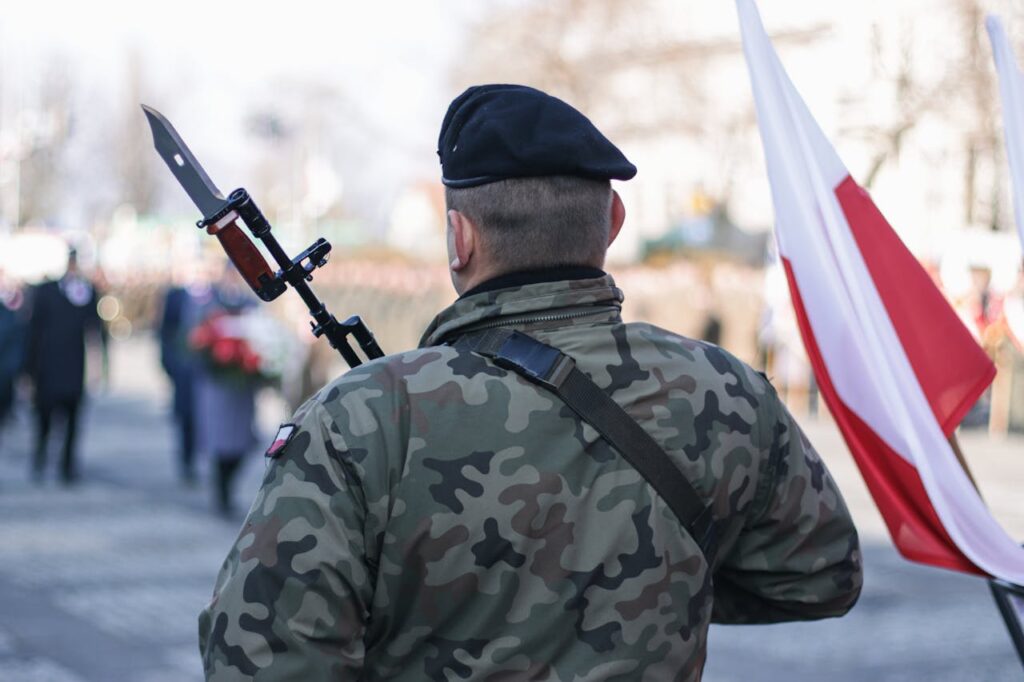 Transpłciowość dyskwalifikuje kandydata do polskiego wojska. Zastępca RPO twierdzi, że to bezprawne
