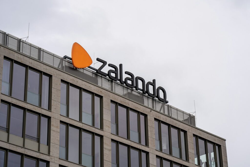 Zalando w ramach przeprosin rozda vouchery swoim klientom. To skutek działań UOKiK-u