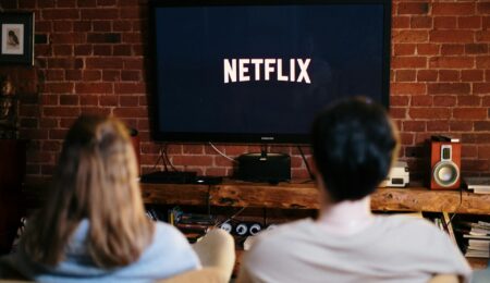 Czy Netflix naprawdę musi promować patocelebrytów z Rosji?