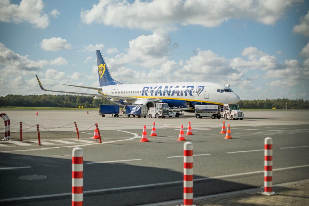 Lot trwał 15 godzin, a na pokładzie skończył się papier toaletowy i nie było darmowej wody. Ryanair komentuje sprawę