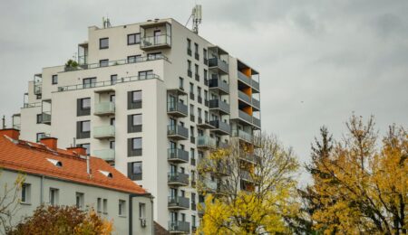 Wciąż można nieźle zarobić na wynajmie. Ale jest też coś, co powinno ucieszyć samych najemców