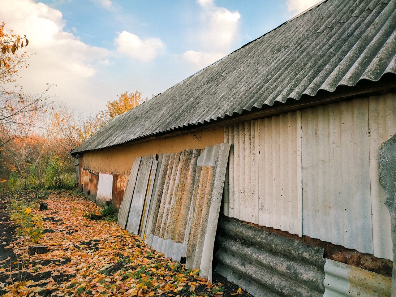 Lada moment upływa ważny termin. Musisz dokonać zgłoszenia, jeśli masz cokolwiek z azbestu