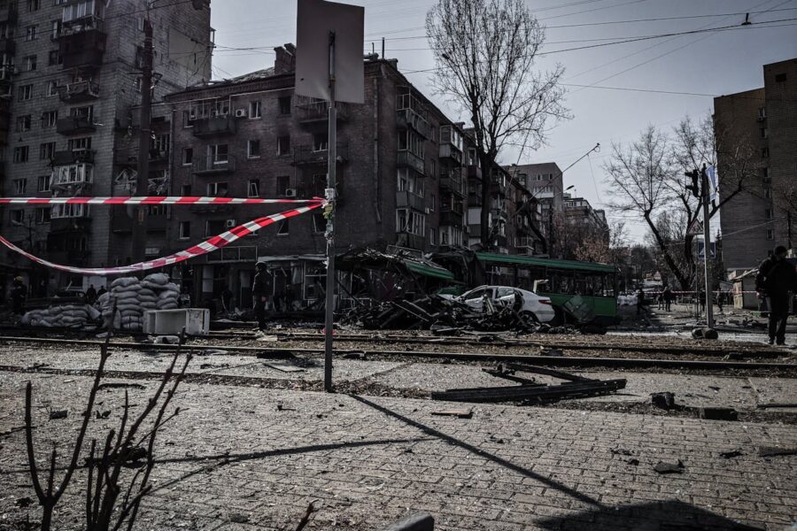 Rozwalające się kamienice straszą. I na razie będą straszyć dalej