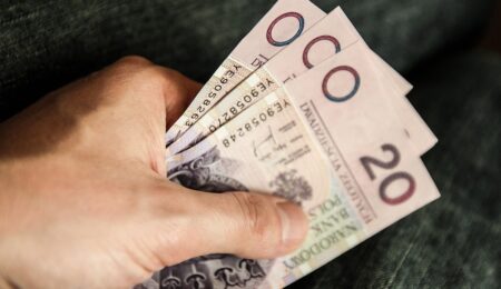 Od 1 czerwca zasiłki dla bezrobotnych idą w górę. To jednak nie koniec zmian w urzędach pracy