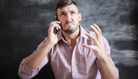 Zero telefonów podczas pracy zdalnej. Coraz więcej firm chwali sobie takie rozwiązanie