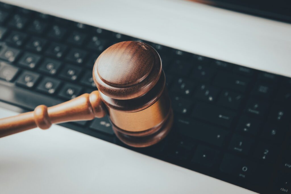 Sprawcy przestępstw dostaną bana na Facebooka i Instagrama. Rzecznik Praw Dziecka chce nowego środka karnego