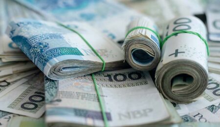 Tysiące pozwów przeciwko bankowi. Klienci odzyskują odsetki i prowizje ze swoich kredytów gotówkowych