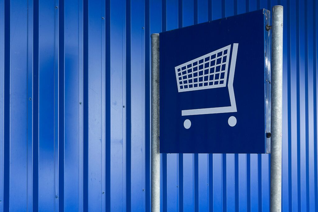 Sklepy Makro notują milionowe straty. Przedstawiciele sieci mają jednak plan