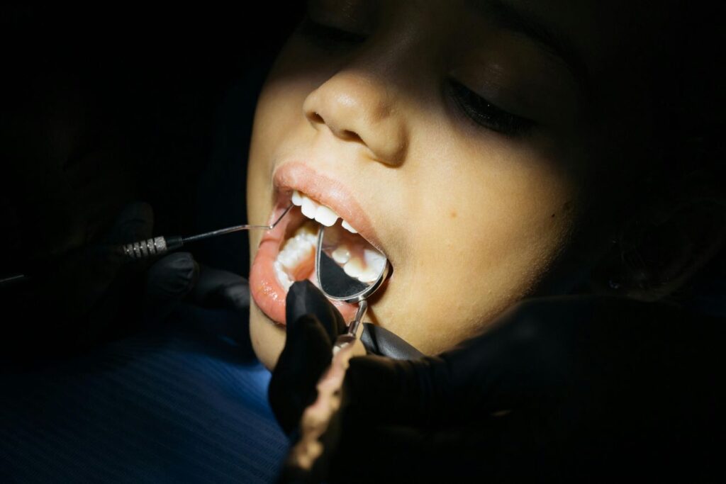 Polacy, którzy wyemigrowali, leczą u nas zęby, bo mamy tanich dentystów
